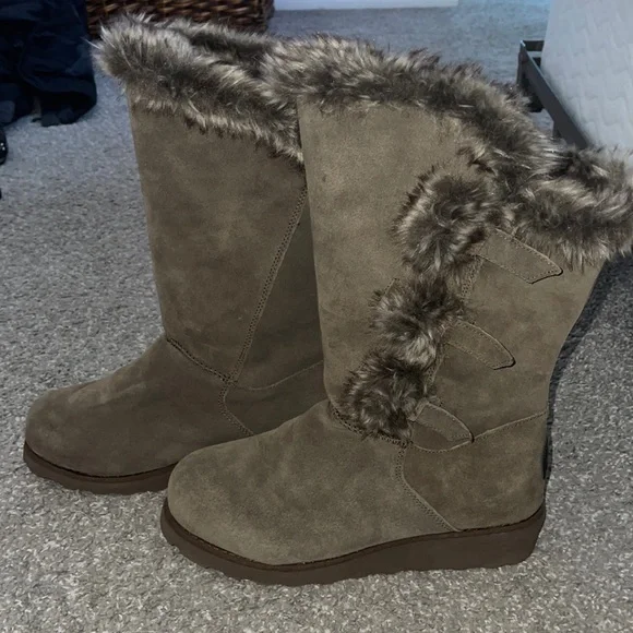 BearPaw Shoes Nwt Bearpaw Genevieve Boots Size Poshmark